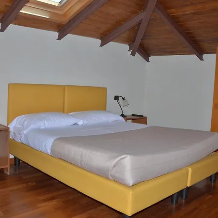 Dal Moccia Bed & Breakfast 4*